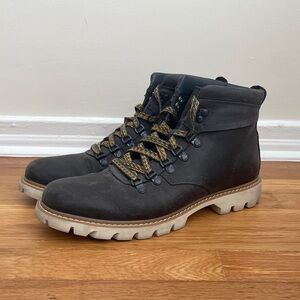 Cat Workwear Black Leather Work Boots